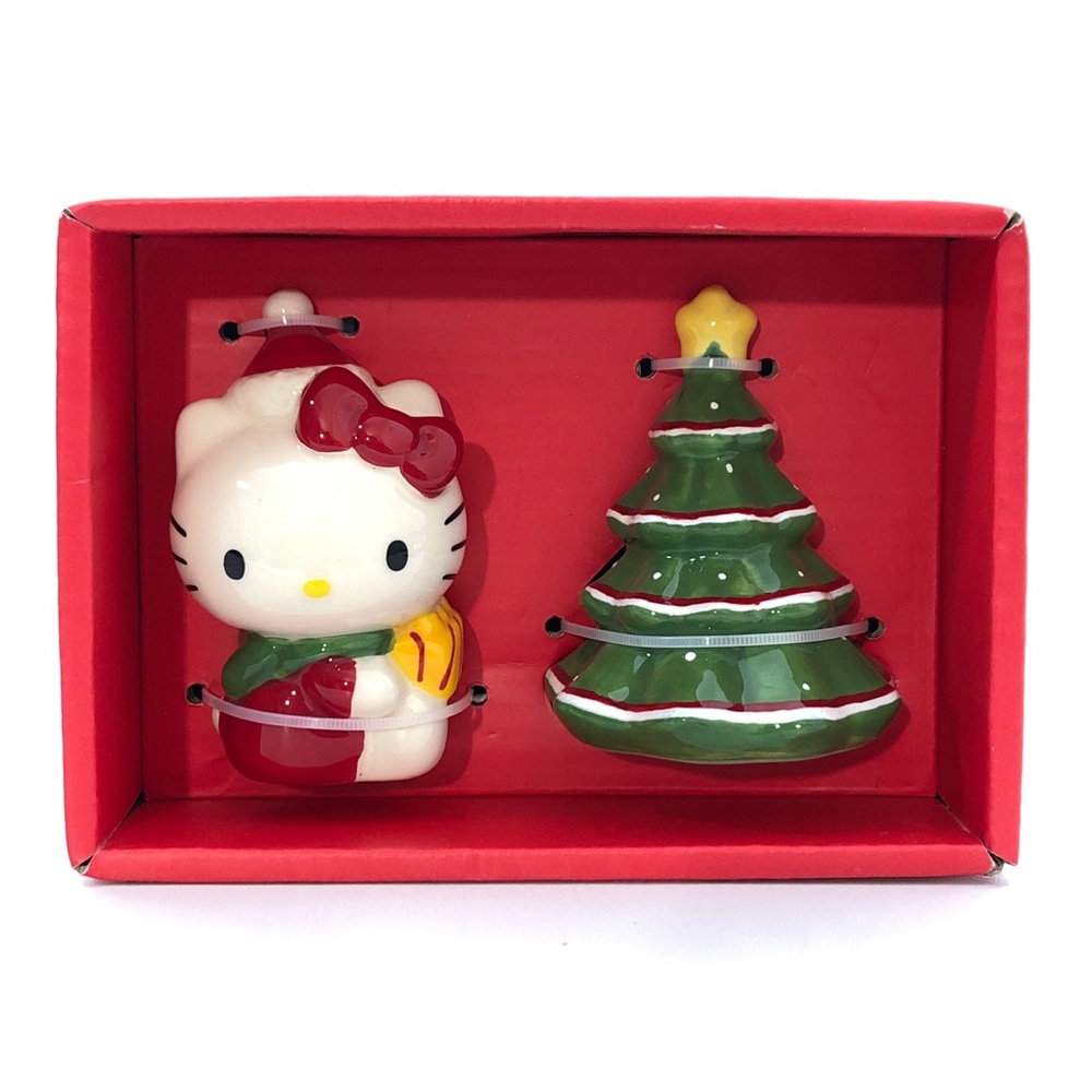 Hello Kitty Hand Painted Ceramic Christmas Tree Salt and Pepper Shaker Pair Set
